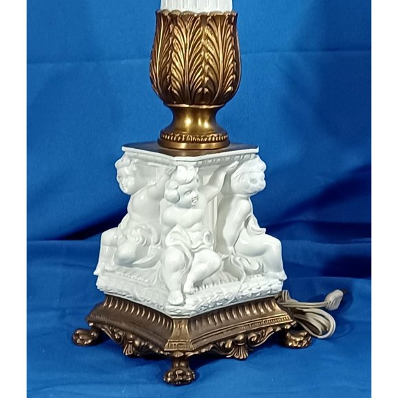 Must Buy Both Neoclassical Bronze Cherub Hollywood Regency Buffet Table Lamp - Picture 9 of 16